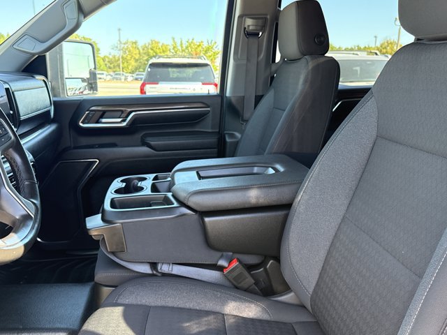 Used 2024 Chevrolet Silverado 3500 LT w/ Convenience Package AWD/4WD image 5