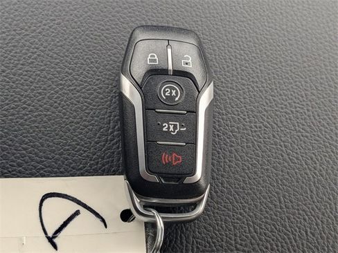 Used 2015 Ford F150 Lariat w/ Equipment Group 502A Luxury image 35