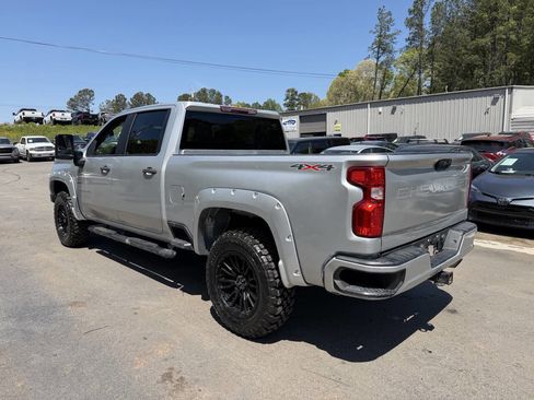 Used 2021 Chevrolet Silverado 2500 Custom w/ Custom Value Package image 7