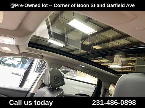Used 2021 Acura RDX AWD w/ Advance Package image 9
