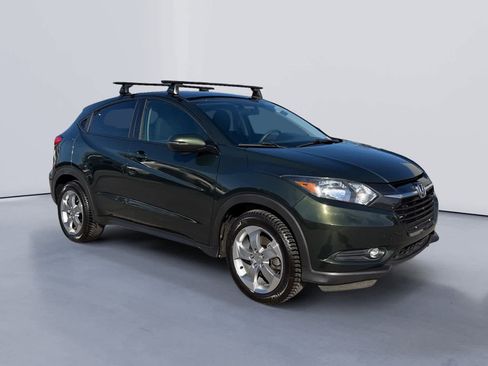 Used 2017 Honda HR-V EX image 1