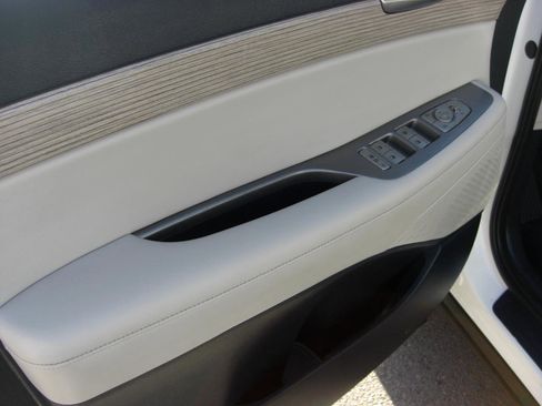 Used 2022 Hyundai Palisade SEL w/ 8P Bench Seat Package FWD image 22
