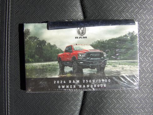 Used 2024 RAM 2500 Laramie AWD/4WD image 52