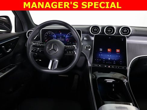 Certified 2025 Mercedes-Benz GLC 300 4MATIC image 31