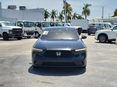 Used 2023 Honda Accord Sport image 8