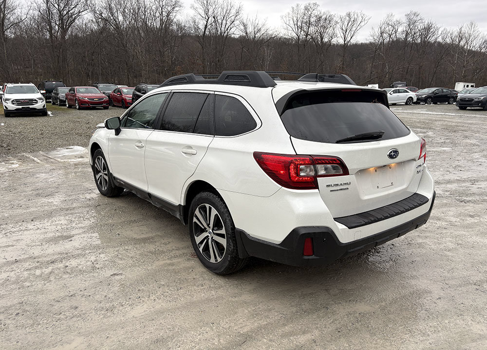 Used 2019 Subaru Outback 2.5i Limited w/ Popular Package #2 AWD/4WD image 3