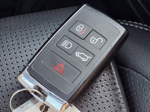 Used 2025 Jaguar F-PACE R-Dynamic S image 16