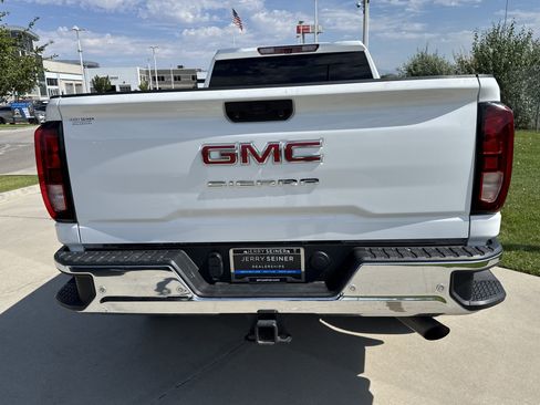 Used 2024 GMC Sierra 2500 Pro w/ 1SA Pro Safety Plus Package AWD/4WD image 3