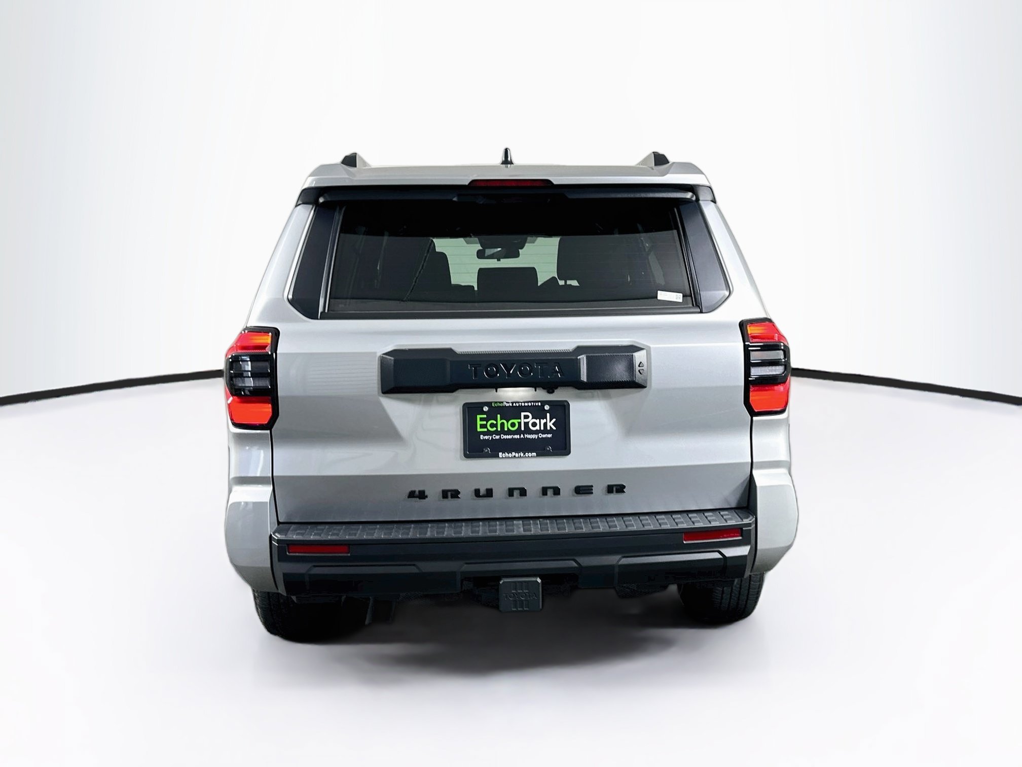 Used 2025 Toyota 4Runner SR5 AWD/4WD image 7