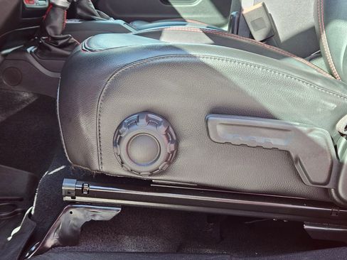 Used 2020 Jeep Gladiator Rubicon image 21