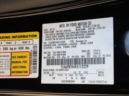 Used 2024 Ford Mustang Premium RWD image 32