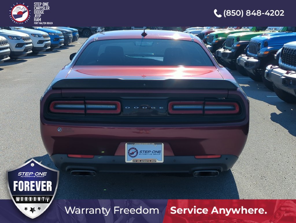 Used 2018 Dodge Challenger R/T Scat Pack RWD image 5