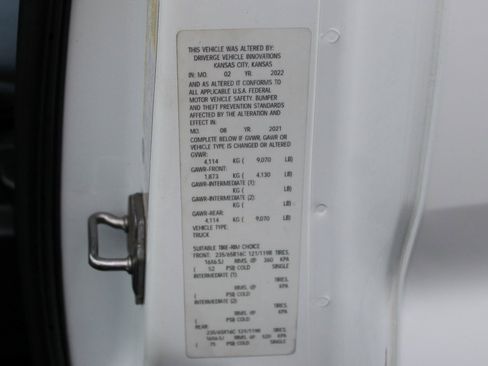 Used 2021 Ford Transit 250 Medium Roof image 47