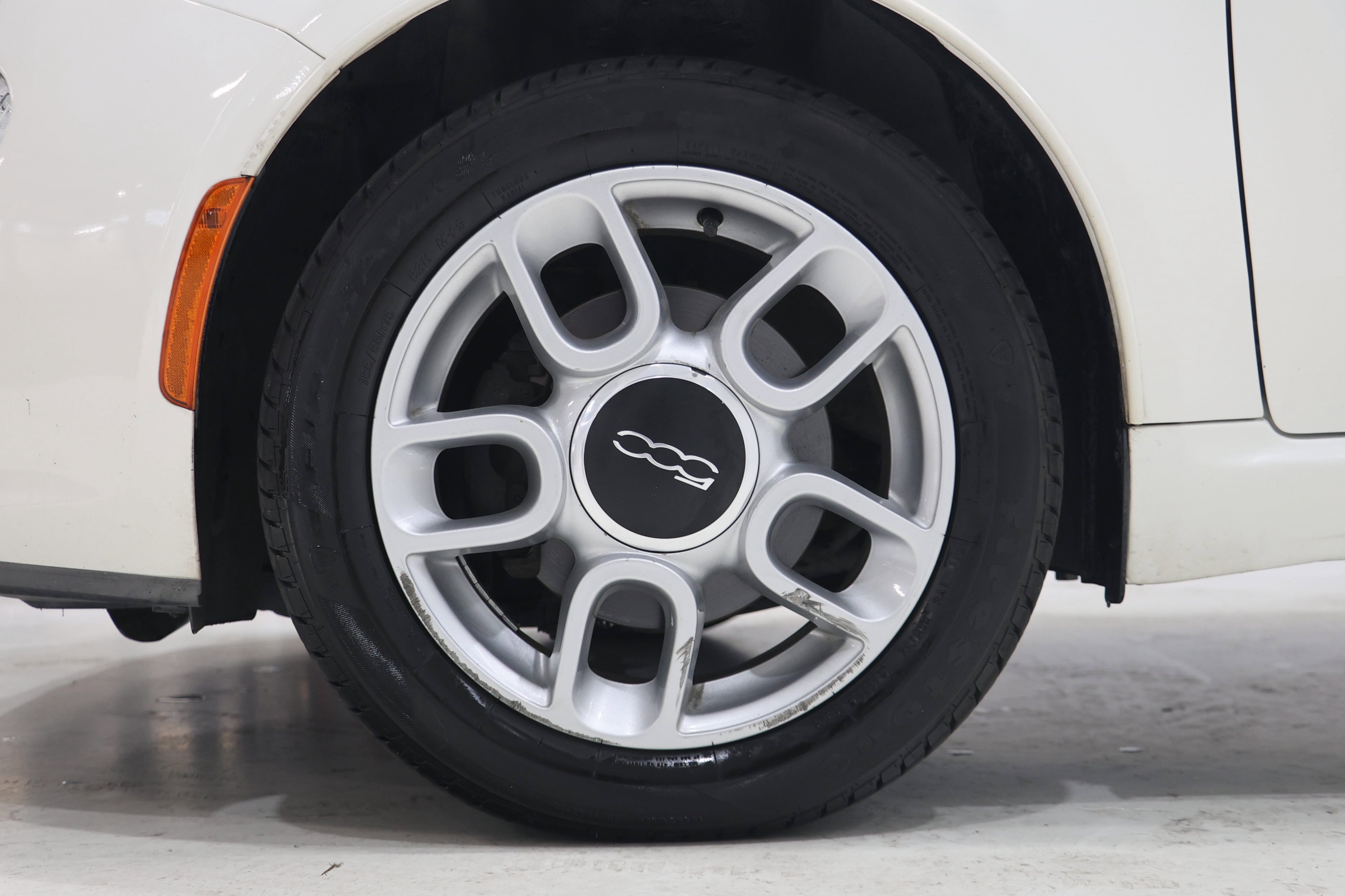 Used 2012 FIAT 500 Pop FWD image 5