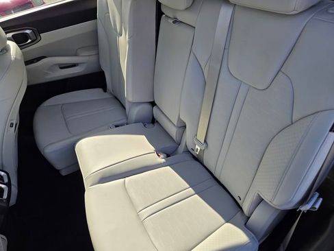 New 2026 Kia Sorento EX FWD image 18