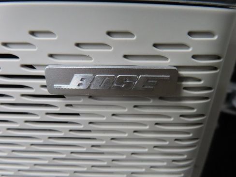 Used 2024 GMC Acadia Denali image 62