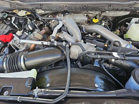 Used 2024 Ford F350 Lariat w/ Chrome Package AWD/4WD image 30