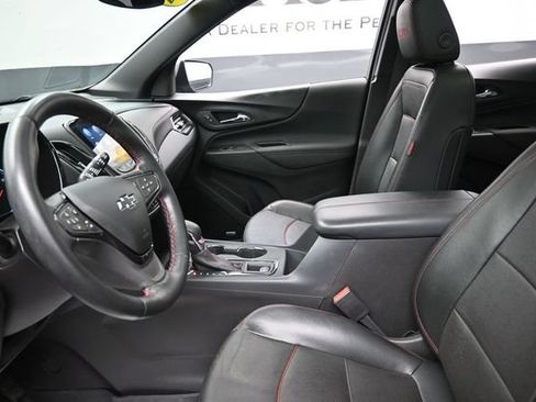 Used 2023 Chevrolet Equinox RS w/ RS Leather Package FWD image 16