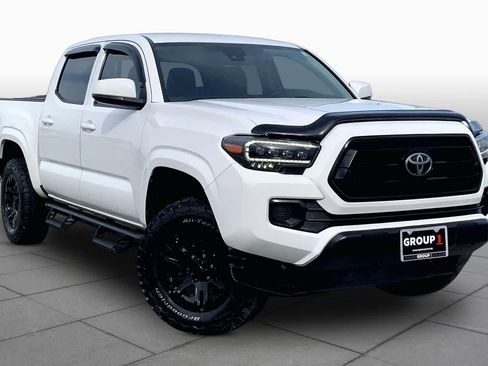 Used 2021 Toyota Tacoma SR AWD/4WD image 3