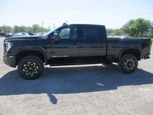 New 2026 GMC Sierra 2500 AT4X AWD/4WD image 10