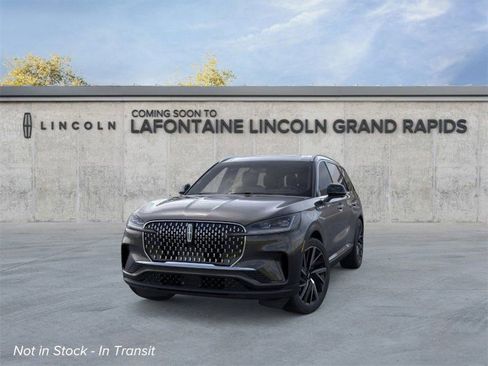 New 2026 Lincoln Aviator Reserve image 2