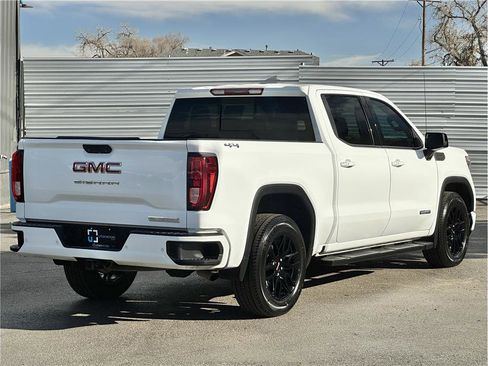 Used 2020 GMC Sierra 1500 Elevation w/ Elevation Value Package image 10
