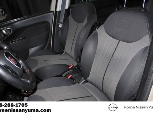 Used 2015 FIAT 500L Easy FWD image 4