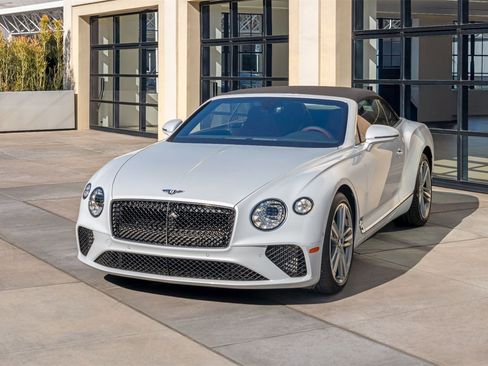 New 2024 Bentley Continental GT image 17