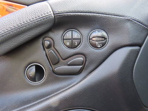 Used 2003 Mercedes-Benz SL 500 image 43
