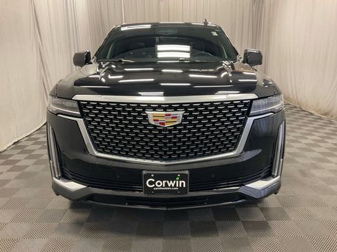 Used 2022 Cadillac Escalade Premium Luxury AWD/4WD image 7