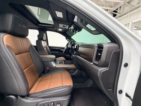 Certified 2025 Chevrolet Silverado 2500 High Country w/ Technology Package AWD/4WD image 31