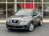 Used 2020 Nissan Kicks S image 2