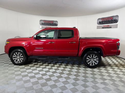 Used 2023 Toyota Tacoma Limited image 8