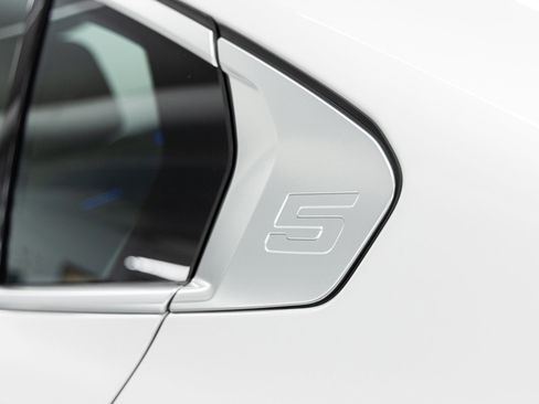 Used 2024 BMW 530i xDrive w/ Premium Package image 20