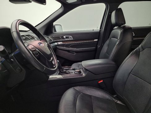 Used 2018 Ford Explorer Limited w/ Equipment Group 301A image 17