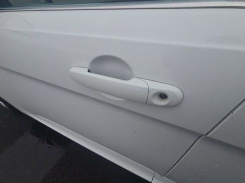 Used 2016 Ford Taurus Police Interceptor image 16