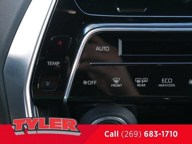 Used 2023 Toyota Venza Limited AWD/4WD image 30