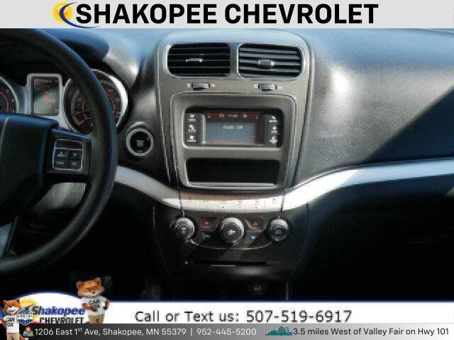 Used 2019 Dodge Journey SE FWD image 12