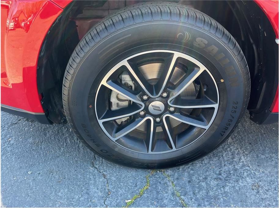 Used 2018 Dodge Journey SXT w/ Connectivity Group FWD image 14