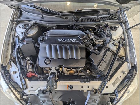 Used 2015 Chevrolet Impala LT w/ LT Sunroof Package FWD image 19