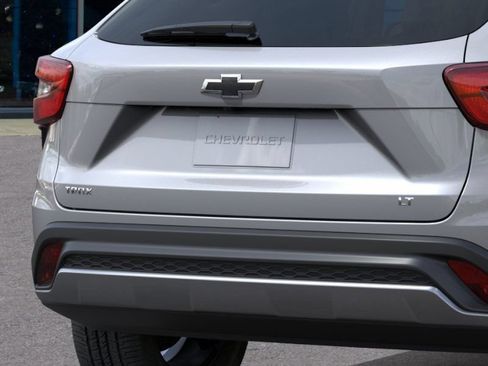 New 2026 Chevrolet Trax LT FWD image 14