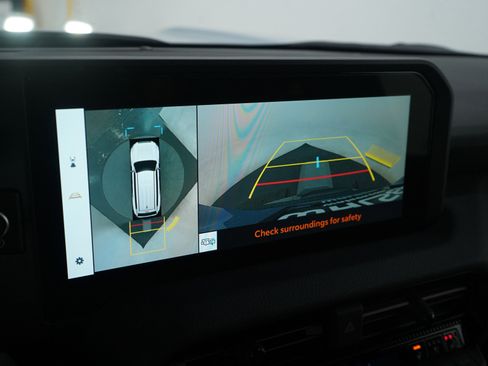 Used 2025 Toyota Land Cruiser w/ Premium Package image 25