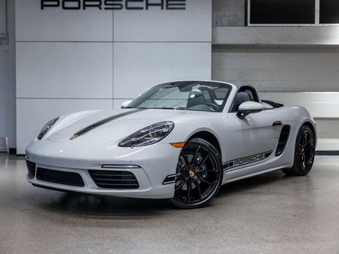 Certified 2024 Porsche 718 Boxster RWD image 1