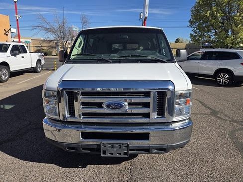 Used 2011 Ford E-350 and Econoline 350 XLT image 4