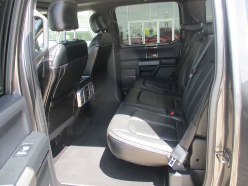 Used 2015 Ford F150 Platinum w/ Equipment Group 701A Luxury image 5