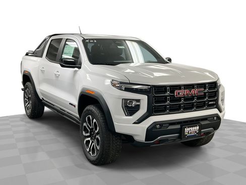 New 2025 GMC Canyon AT4 w/ Nightfall Edition image 36