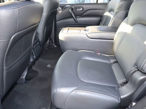 Used 2024 INFINITI QX80 Luxe image 14