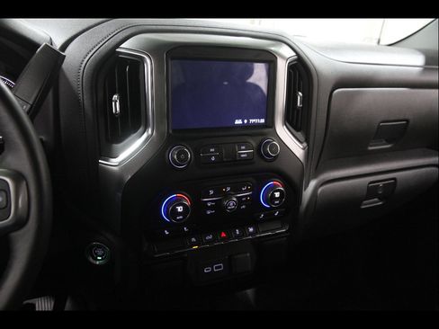 Certified 2022 Chevrolet Silverado 1500 RST w/ Redline Edition AWD/4WD image 10