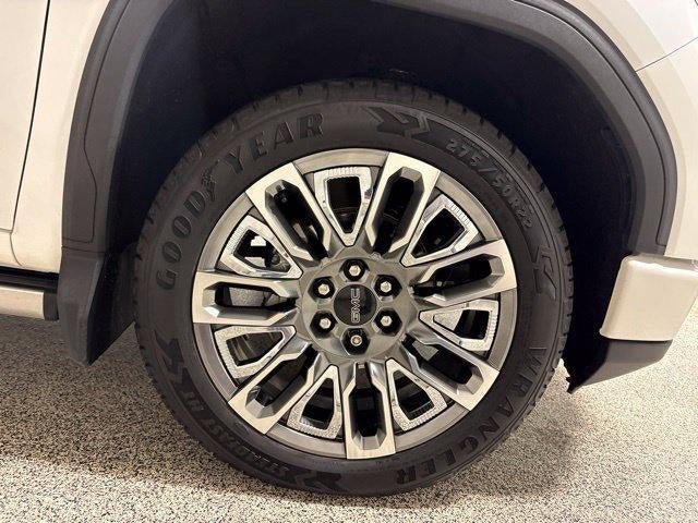 Used 2023 GMC Sierra 1500 Denali Ultimate AWD/4WD image 34