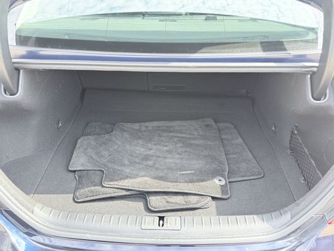 Used 2026 Genesis G70 2.5T image 13